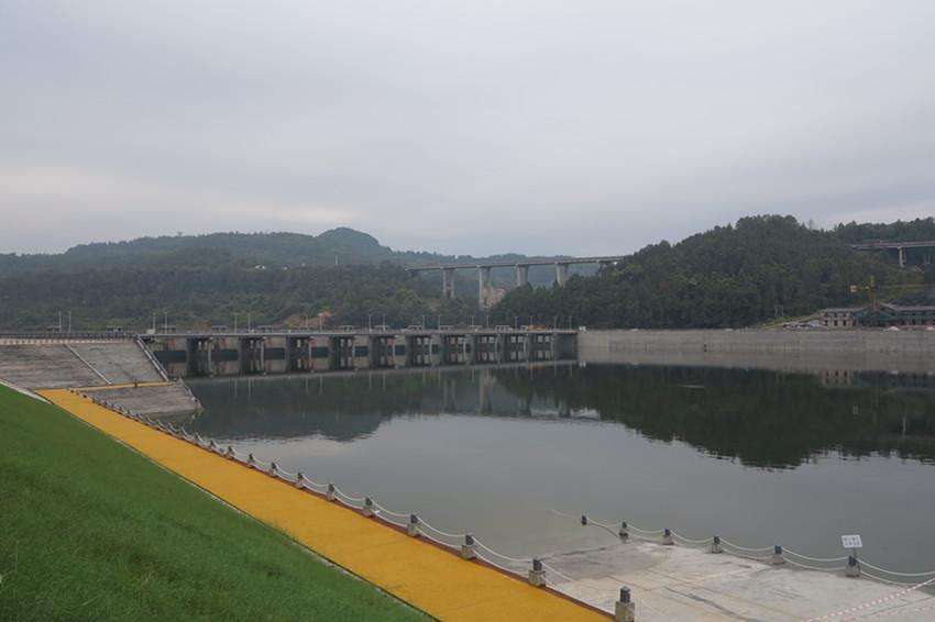 鲁山牤牛沟蓄水坝工程